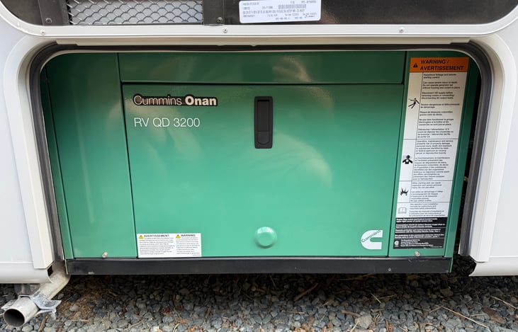 Very quiet Diesel Generator that taps into the same fuel the vehicle is using.
