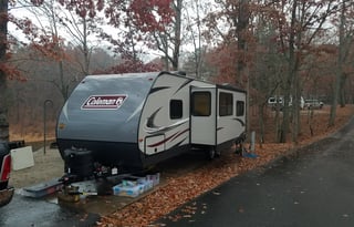 2018 Dutchmen RV Coleman Light 2835BH