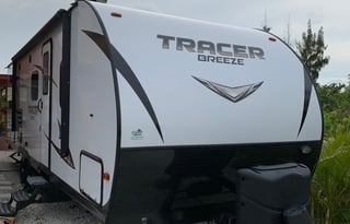 2018 Forest River Prime time Tracer Breeze 26dbs