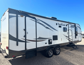 Pacific Coachworks Northland 28DB