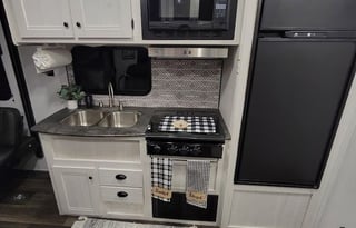 The Family Getaway w/ Deck