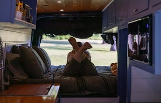 Couples OFF-GRID High Roof Camper Van