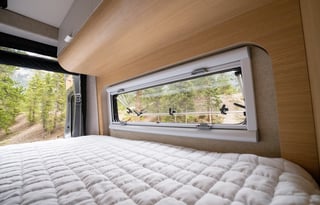 "WanderPop" - Luxury Off Grid Noovo Camper Van