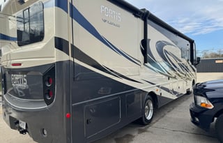 2021 Fleetwood RV Fortis 34MB