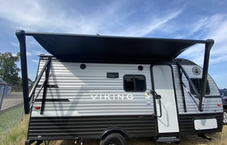 2021 Viking 2  BHS 1 slideout Vacation on Wheels