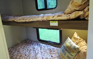 2017 Dutchmen RV Coleman Lantern LT Series 17FQ