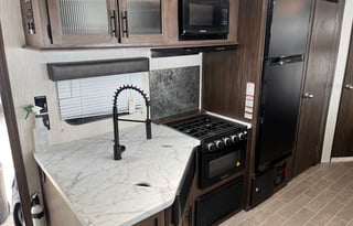 2020 Cherokee Grey Wolf 26 DBH