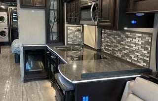 Luxury Mountain Climber