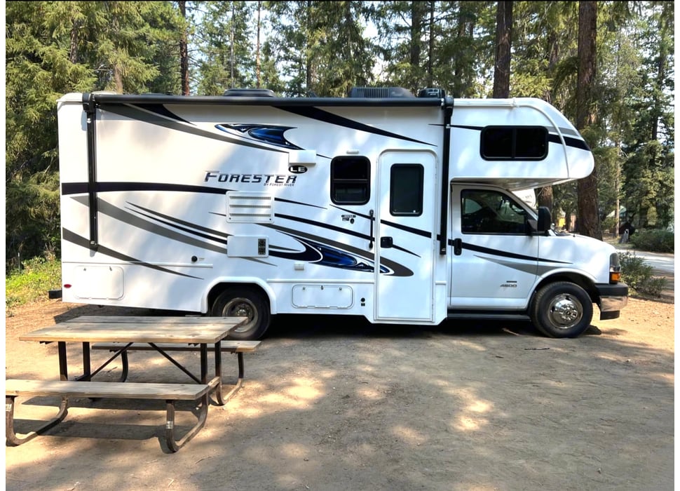 Class C Motor Home rentals in Spokane Valley