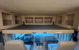 2022 Thor Motor Coach ACE 32.3