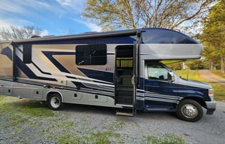 Super Nova - Luxury Basecamp (Veteran Owned)