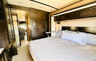 2020 FR3 30DS with 10+Day Power+Starlink Internet