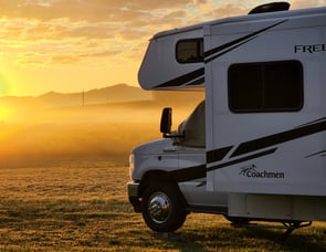 Coachmen RV Freelander 26DS Ford 450