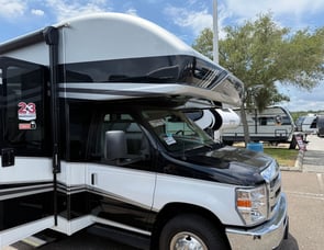 Entegra Coach Esteem XL 27U