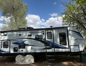Pacific Coachworks Panther Widelite 26TBSS
