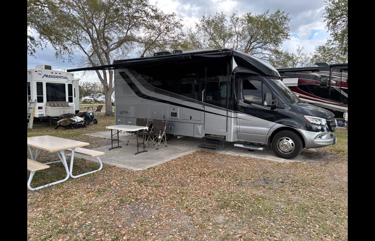 Easily fits onto standard camping spots!