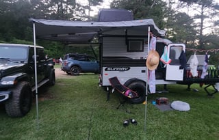 Toy hauler off-road Sunset Park RV  109E 2024