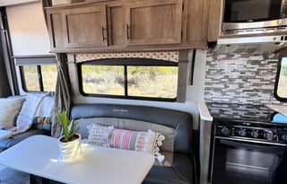 2022 Forest River RV Shockwave 25RQMX