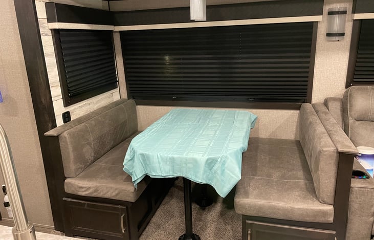Comfortable Dinette, converts to single bed