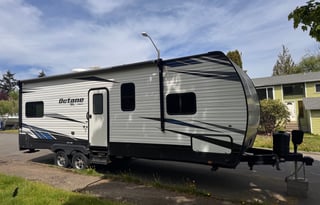 Dune beast- 30' jayco toy hauler - sand lake ready