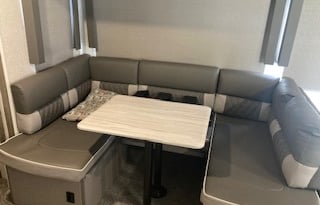 2021 Forest River Salem 31KQBTS  **DELIVERY ONLY**