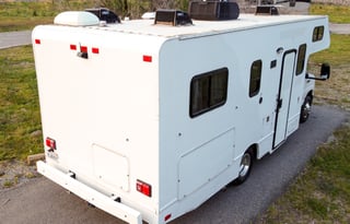 2019- 23ft-Fully stocked- easy to drive- sleeps 7