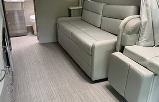 2021 THOR MERCEDES SPRINTER + PETS