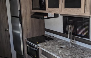 Kid and pet friendly, 1/2 ton towable, 2021 Zinger