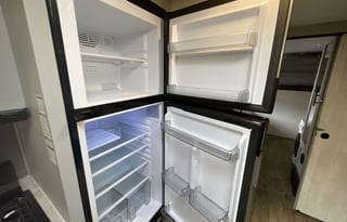 Come Vibe in the Vibe!