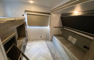 2022 Franklin Family RV - We Deliver & Setup !