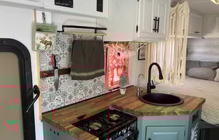 Remodeled COZY HOME ON WHEELS!