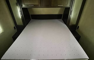 2016 Forest River - Grey Wolf  26RR Toy Hauler