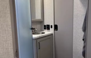 2023 Thor Geneva 31VA Bunkhouse