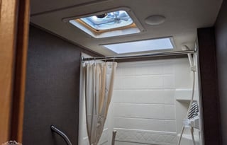 2018 Thor Motor Coach Four Winds 22B “Let’s Go!”