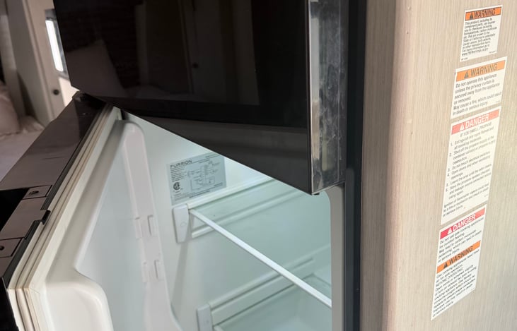 Refrigerator and Freezer