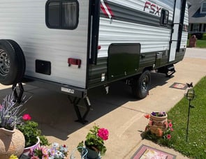 Forest River RV Wildwood FSX 178BHSK