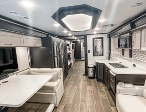 Thor Motor Coach Aria 4000