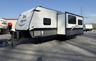 Big Boy Toys & RV Rentals Jayco 284BHS
