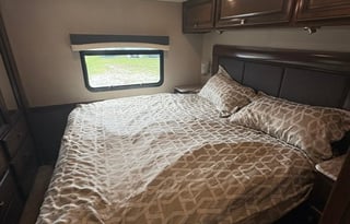 2020 Fleetwood FLAIR 35R (A-4)