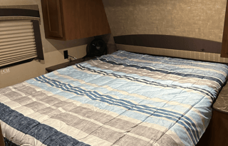 Perfect RV for 10+ the weekend or longer!