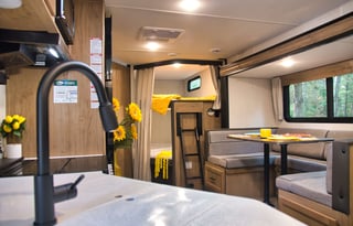 Sleeps Up to 10! Like New Inside & Out!