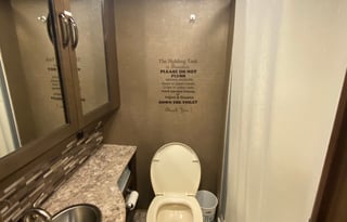 2019 Thor Freedom Elite Bertha the Big House on wheels