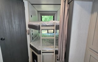 Weekend Getaway 2023 Forest River Wildwood 20BHHL
