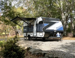 CrossRoads RV Zinger Bh