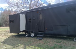 Fully Renovated/Spacious Camper Rental