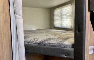 JJ’s Family Getaway Camper Rental