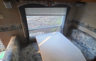 27" Bunkhouse Camper Sleeps 9