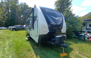 Grand Design, Delivery and setup!! Just show up