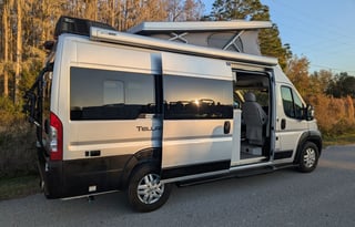 2023 Class B - A/C, 100 mi/day Luxury Van Pop Top