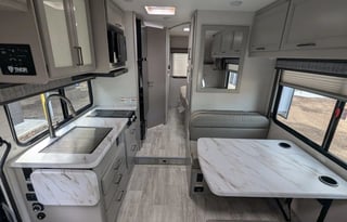 2025 Thor Chateau 22Z - Spacious Class C RV-GLG02
